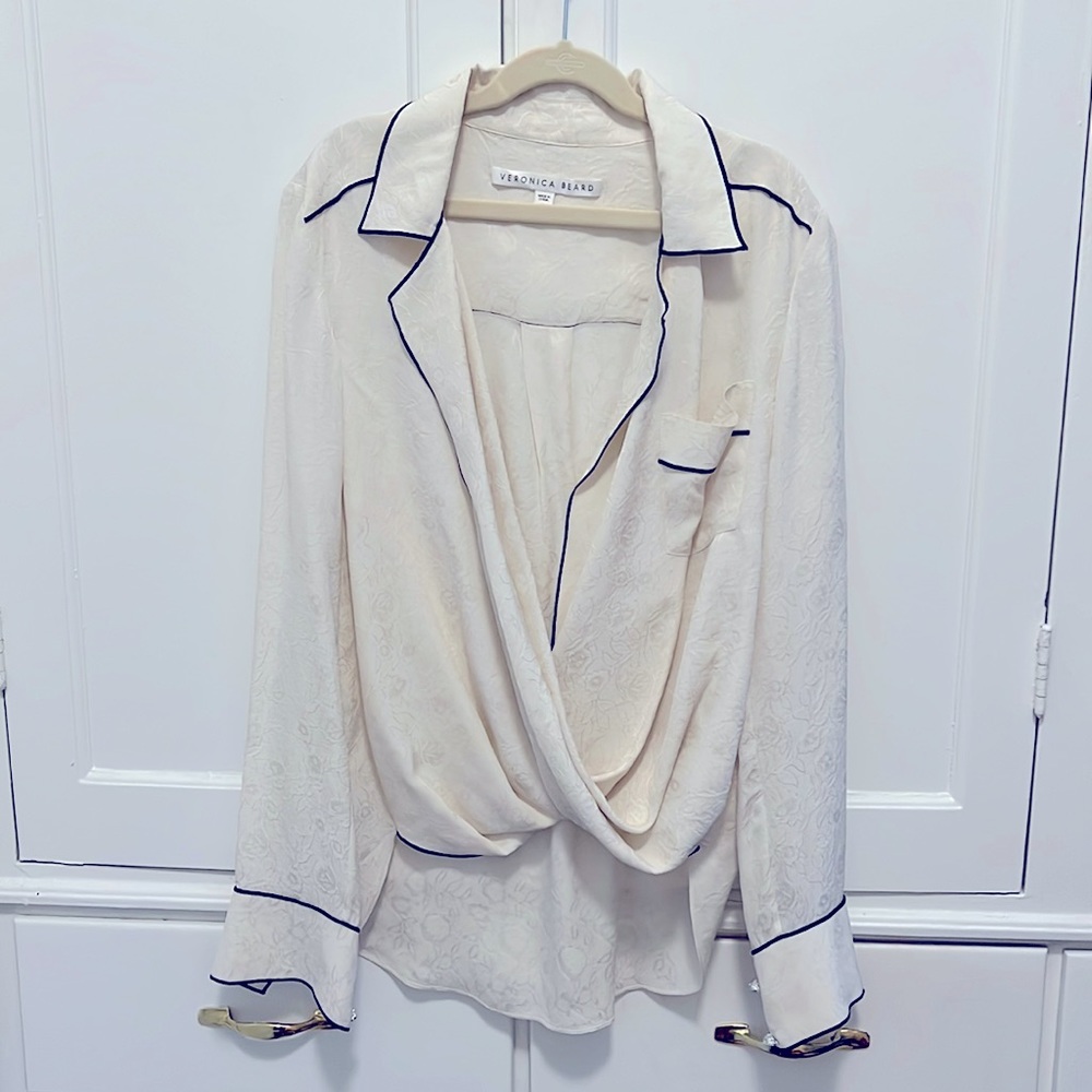 Veronica Beard off white jacquard blouse